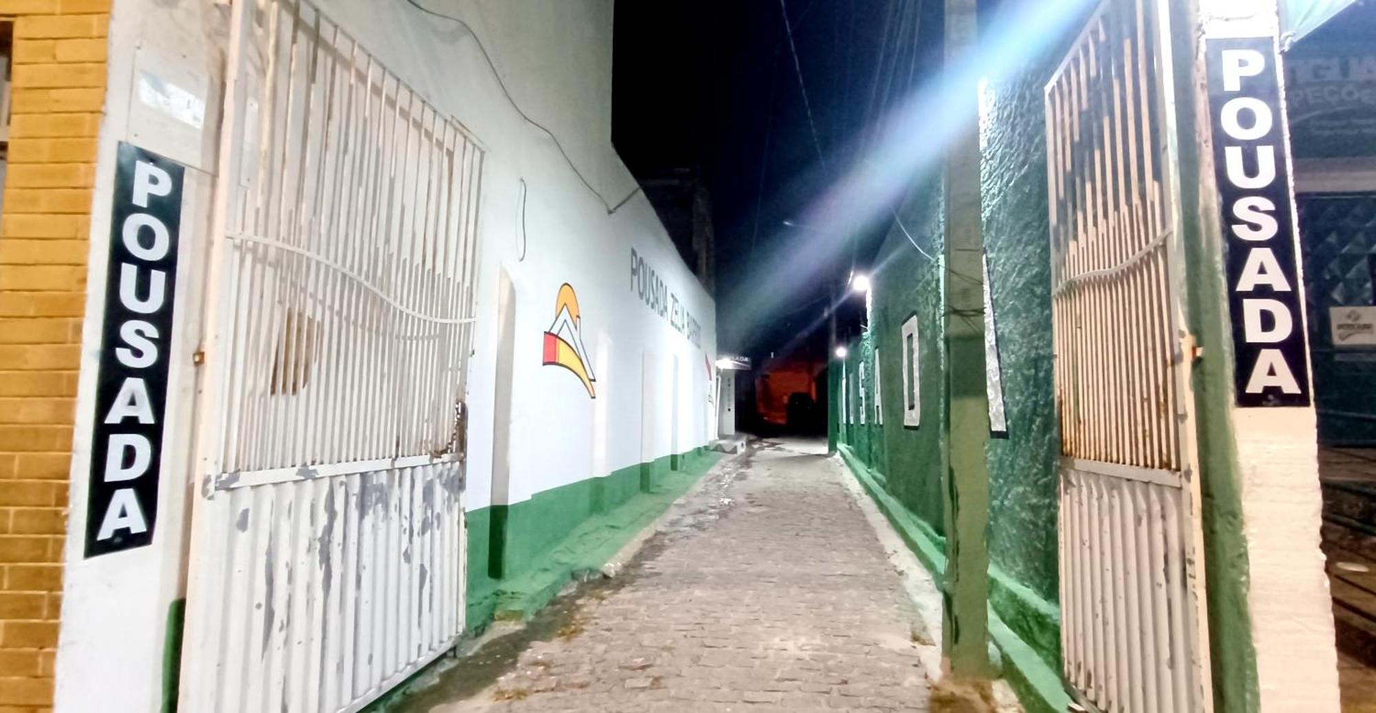 Zelia Barros Inn