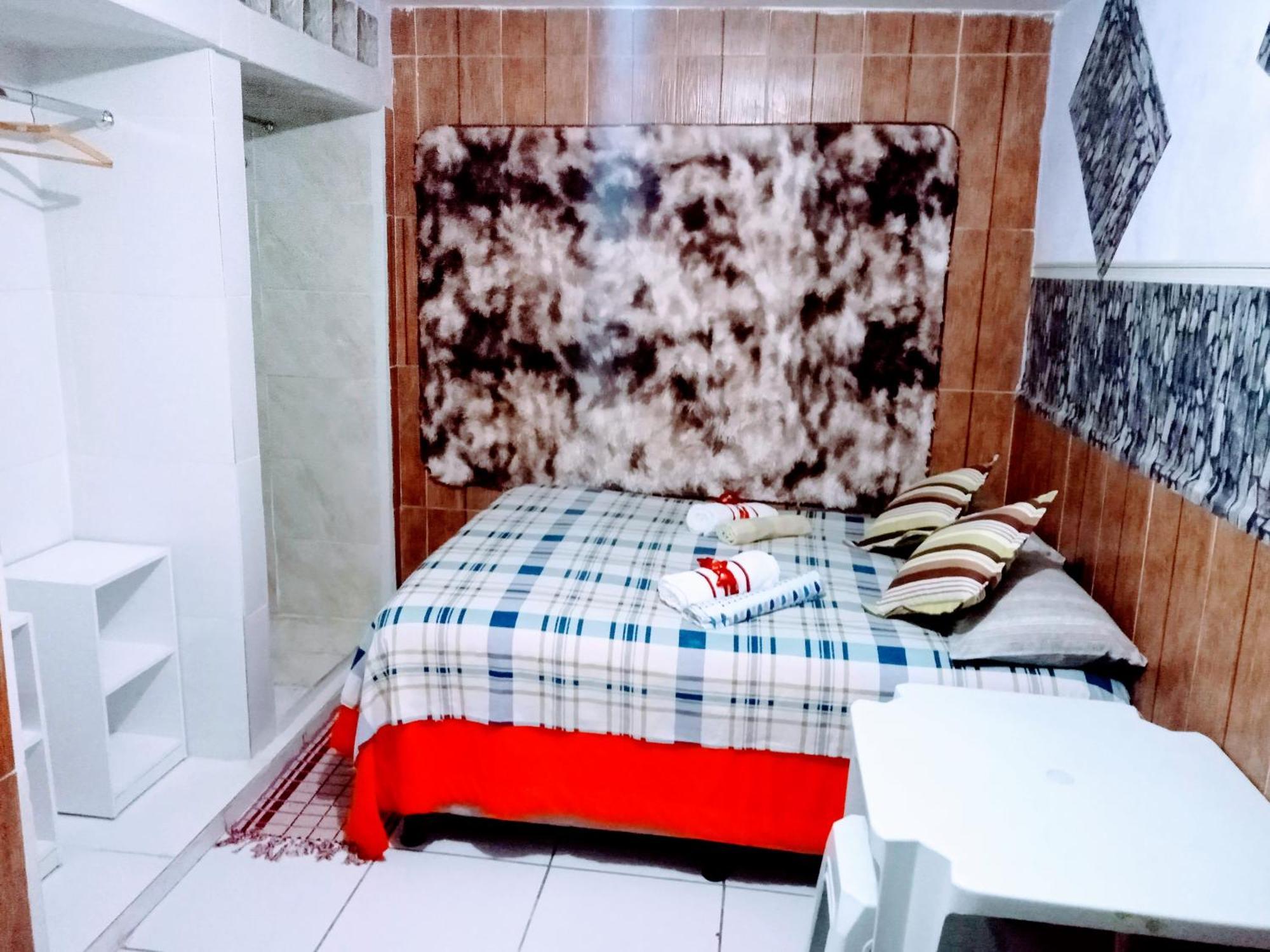 Zelia Barros Inn