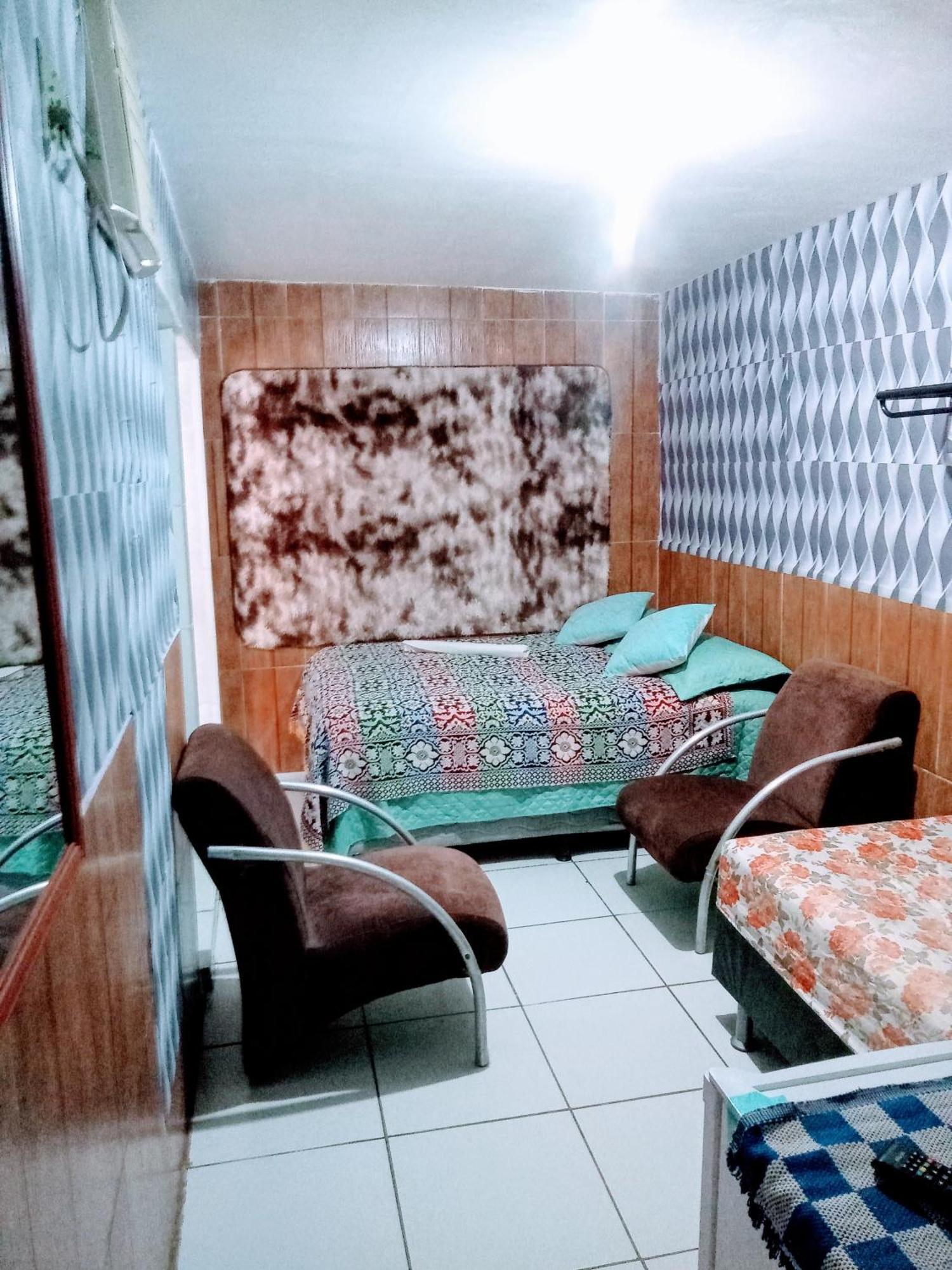 Inn Zelia Barros